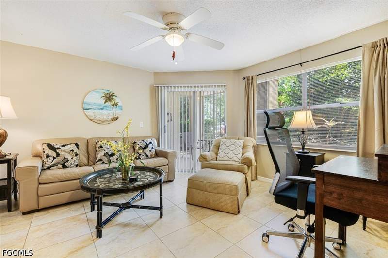 1 bedroom Condominium at 12620 Equestrian Cir 1705, Venetian Palms, Fort Myers — photo 3