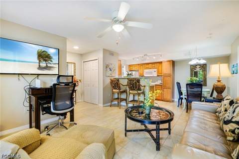 12620 Equestrian Cir 1705, Fort Myers FL - photo 6 of 41