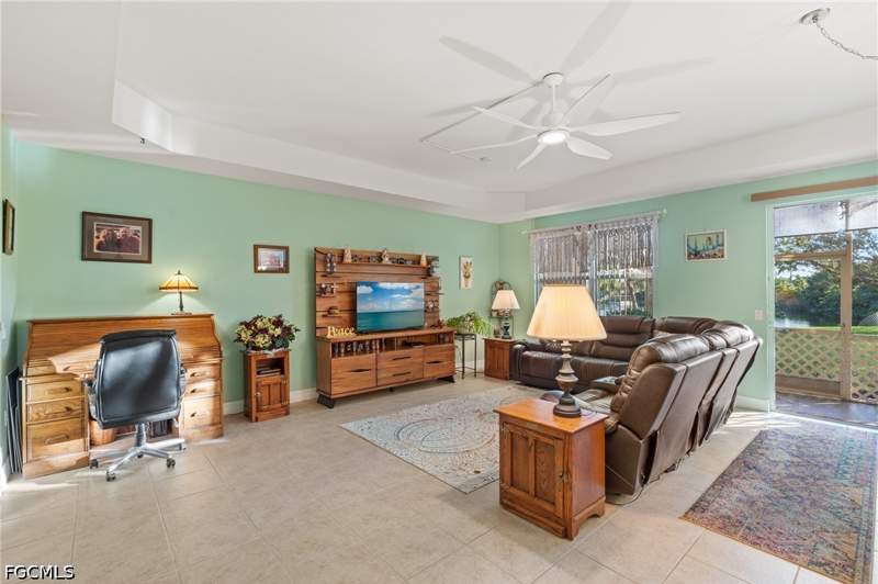 2 bedroom Townhouse at 16150 Via Solera Cir 102, Sail Harbour, Fort Myers — photo 4