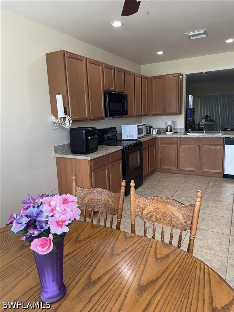 3 bedroom SingleFamilyResidence at 1823 SW 16th Ter, Cape Coral, Cape Coral — photo 4