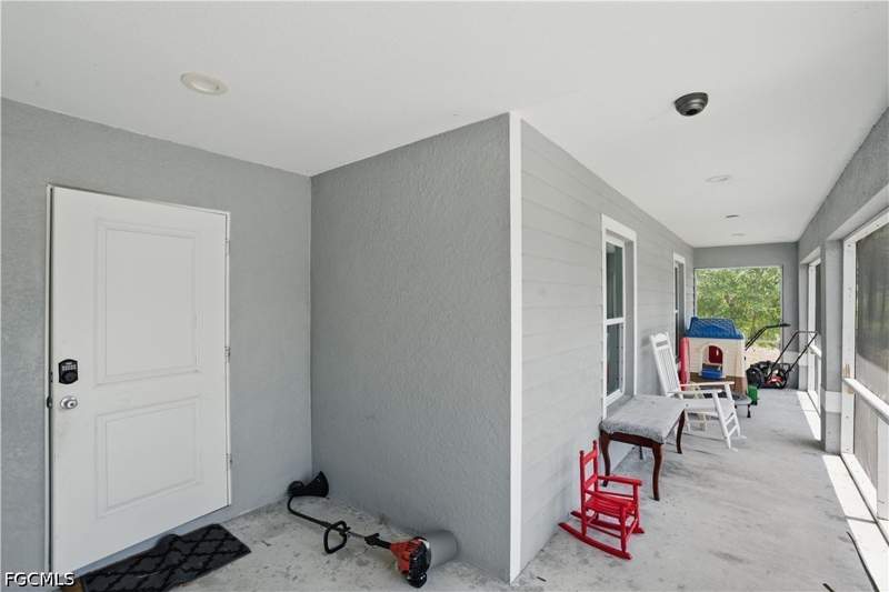 4 bedroom SingleFamilyResidence at 7824 6th Ter, Wheelers Subd, Labelle — photo 4