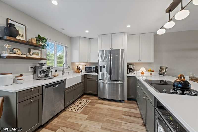 2 bedroom Attached at 843 Palm View Dr 25, Splinterwood, Naples — photo 1