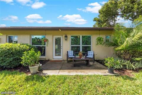 843 Palm View Dr 25, Naples FL - photo 24 of 30