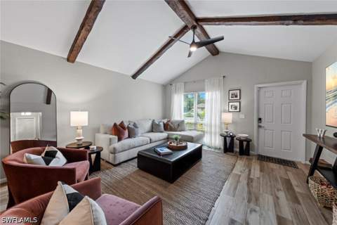 843 Palm View Dr 25, Naples FL - photo 6 of 30