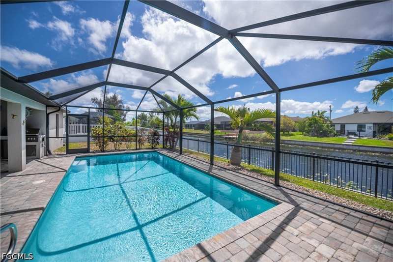 4 bedroom SingleFamilyResidence at 910 SW 12th Ter, Cape Coral, Cape Coral — photo 1