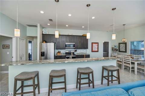 910 SW 12th Ter, Cape Coral FL - photo 20 of 45