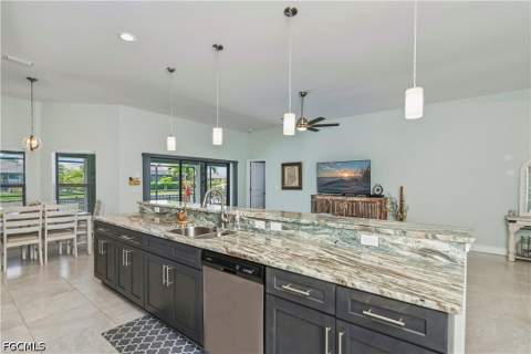 910 SW 12th Ter, Cape Coral FL - photo 21 of 45