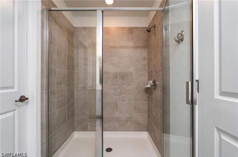 14267 Oviedo Pl, Fort Myers FL - photo 14 of 37