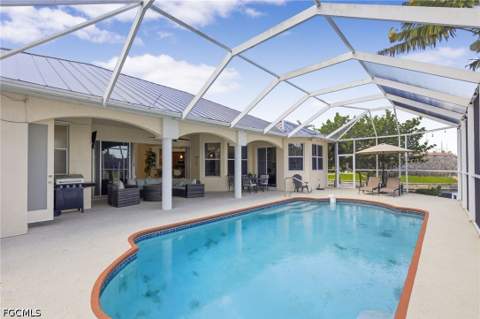 2501 SE 19th Pl, Cape Coral FL - photo 17 of 47