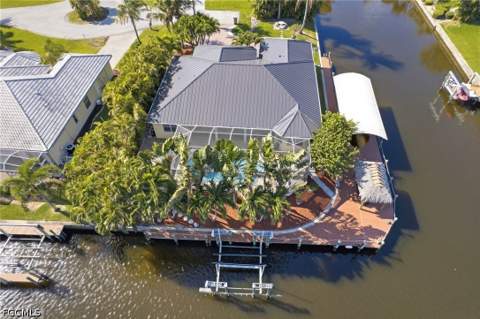2501 SE 19th Pl, Cape Coral FL - photo 6 of 47