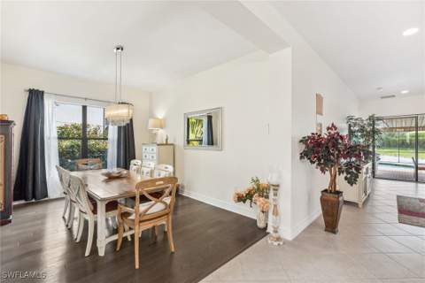 4360 Aurora St, Naples FL - photo 10 of 48