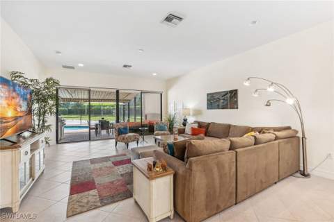 4360 Aurora St, Naples FL - photo 11 of 48