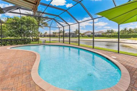 4360 Aurora St, Naples FL - photo 16 of 48