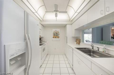760 Willowbrook Dr 1208, Naples FL - photo 15 of 30