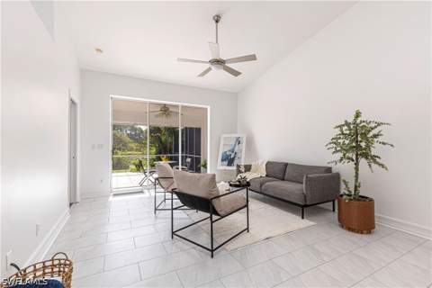 5446 Whitten Dr 19, Naples FL - photo 10 of 33