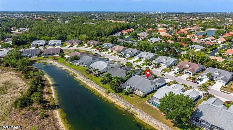 3 bedroom Attached at 5446 Whitten Dr 19, Villas Of Whittenberg, Naples — photo 5