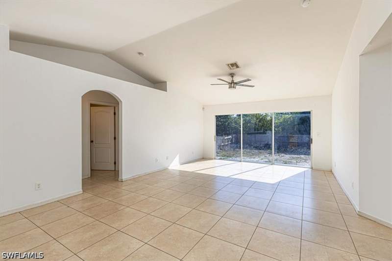 3 bedroom SingleFamilyResidence at 2814 Cerito Ave N, Lehigh Acres, Lehigh Acres — photo 4