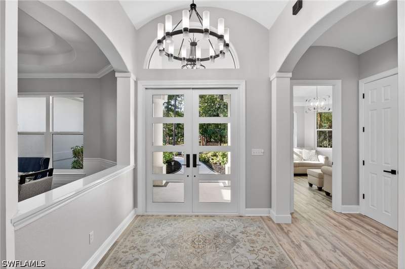 6 bedroom SingleFamilyResidence at 4075 1st Ave SW, Collier Woods, Naples — photo 4
