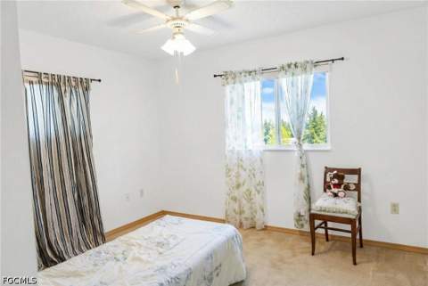 1433 SE 14th Ter, Cape Coral FL - photo 7 of 17