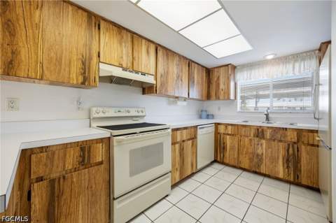 1322 SE 40th St 2, Cape Coral FL - photo 11 of 49