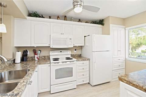 5970 Amherst Dr C205, Naples FL - photo 11 of 30