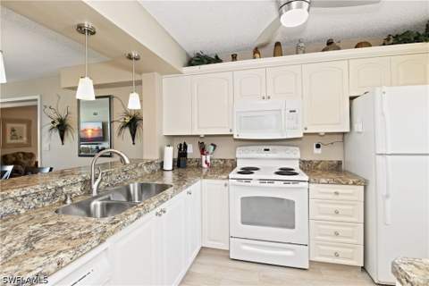 5970 Amherst Dr C205, Naples FL - photo 14 of 30