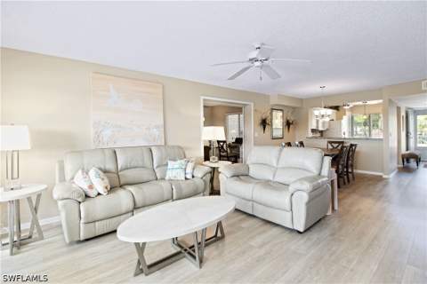 5970 Amherst Dr C205, Naples FL - photo 8 of 30