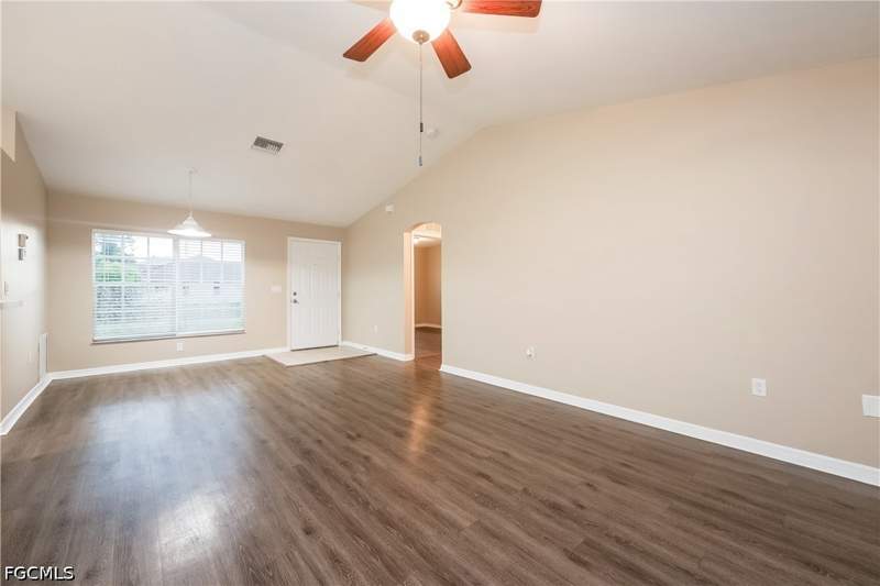 3 bedroom SingleFamilyResidence at 2705 Villa Ave S, Lehigh Acres, Lehigh Acres — photo 4