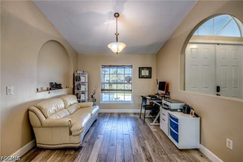 2613 SW 7th Pl, Cape Coral FL - photo 10 of 44