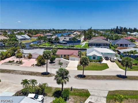 12068 Matlacha Blvd, Matlacha Isles FL - photo 19 of 24