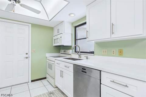 12068 Matlacha Blvd, Matlacha Isles FL - photo 7 of 24