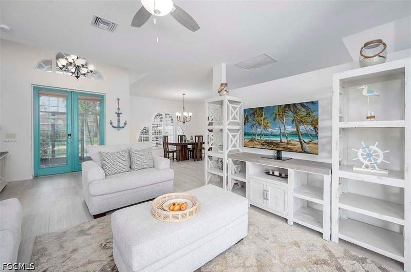 3 bedroom SingleFamilyResidence at 4005 SW 17th Pl, Cape Coral, Cape Coral — photo 5
