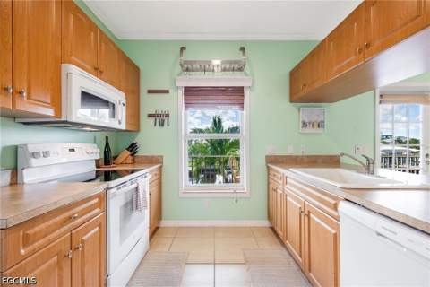 2761 Geary St, Matlacha FL - photo 18 of 50