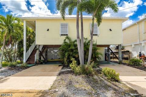 2761 Geary St, Matlacha FL - photo 8 of 50