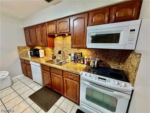 720 Shadyside St, Lehigh Acres FL - photo 10 of 30