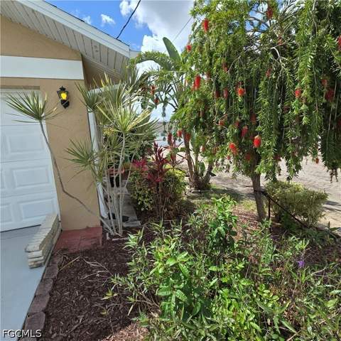 308 NW 20th Ter, Cape Coral FL - photo 10 of 50