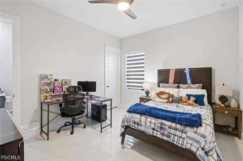 423 SW 19th Ave, Cape Coral FL - photo 20 of 45