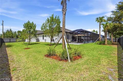 423 SW 19th Ave, Cape Coral FL - photo 6 of 45