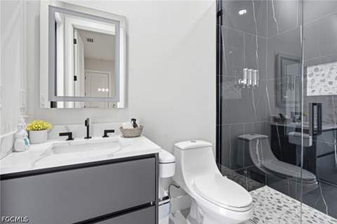 423 SW 19th Ave, Cape Coral FL - photo 8 of 45