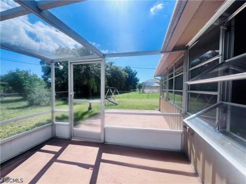 726 Sabur Ct, Cape Coral FL - photo 14 of 36