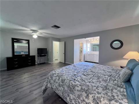 726 Sabur Ct, Cape Coral FL - photo 18 of 36