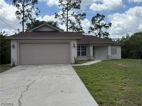 2907 12th St W, Lehigh Acres FL - photo 10 of 43