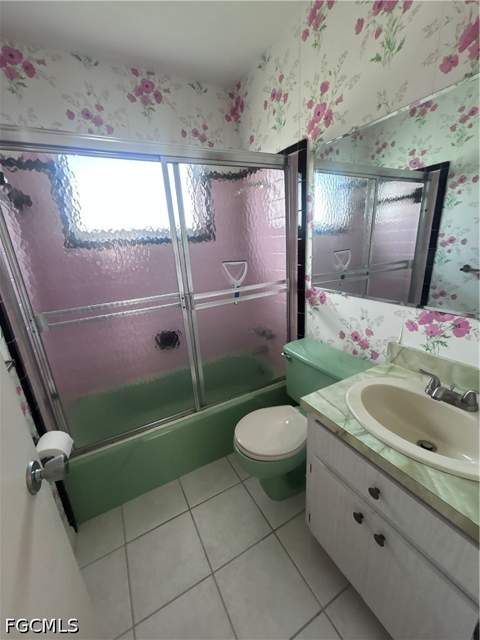 2210 Gardenia Way, Lehigh Acres FL - photo 15 of 35