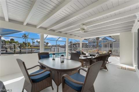 9 Fairview Blvd, Fort Myers Beach FL - photo 18 of 40