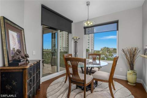 425 Cove Tower Dr 504, Naples FL - photo 12 of 41