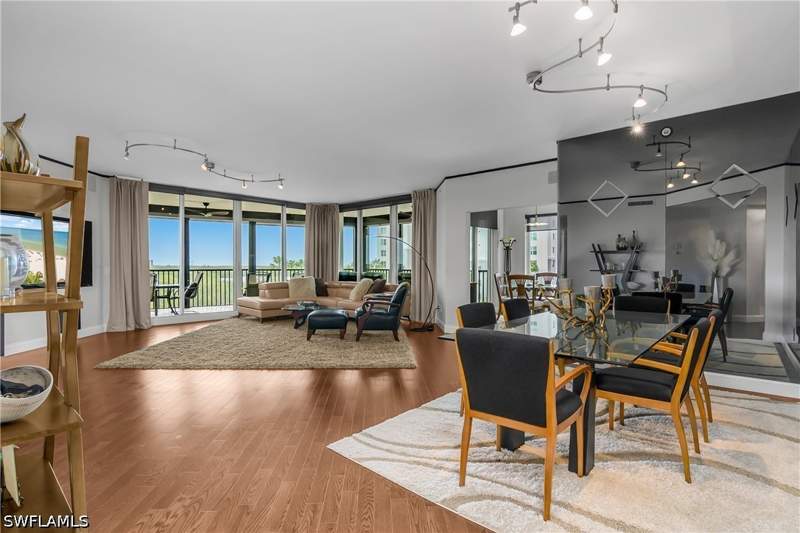 3 bedroom Condominium at 425 Cove Tower Dr 504, Caribe At Cove Towers, Naples — photo 3