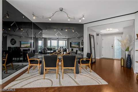 425 Cove Tower Dr 504, Naples FL - photo 7 of 41