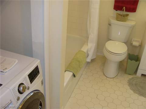 807 River Point Dr 201D, Naples FL - photo 17 of 31