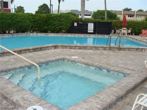 807 River Point Dr 201D, Naples FL - photo 22 of 31