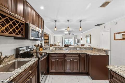 1490 Memoli Ln A6, Fort Myers FL - photo 16 of 32